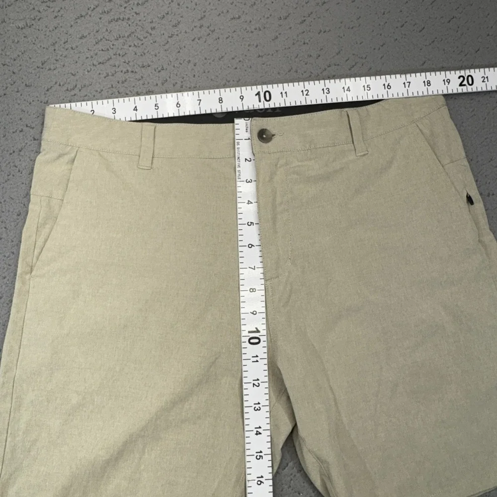 Vuori Aim Shorts Mens 36 Khaki Heathered Performance Hybrid V368 Golf Travel